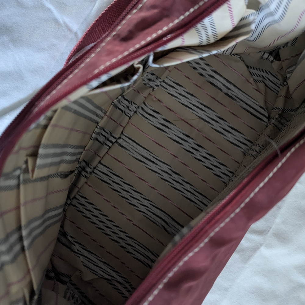 NWOT Travelon Burgundy Hobo Bag - Picture 8 of 13